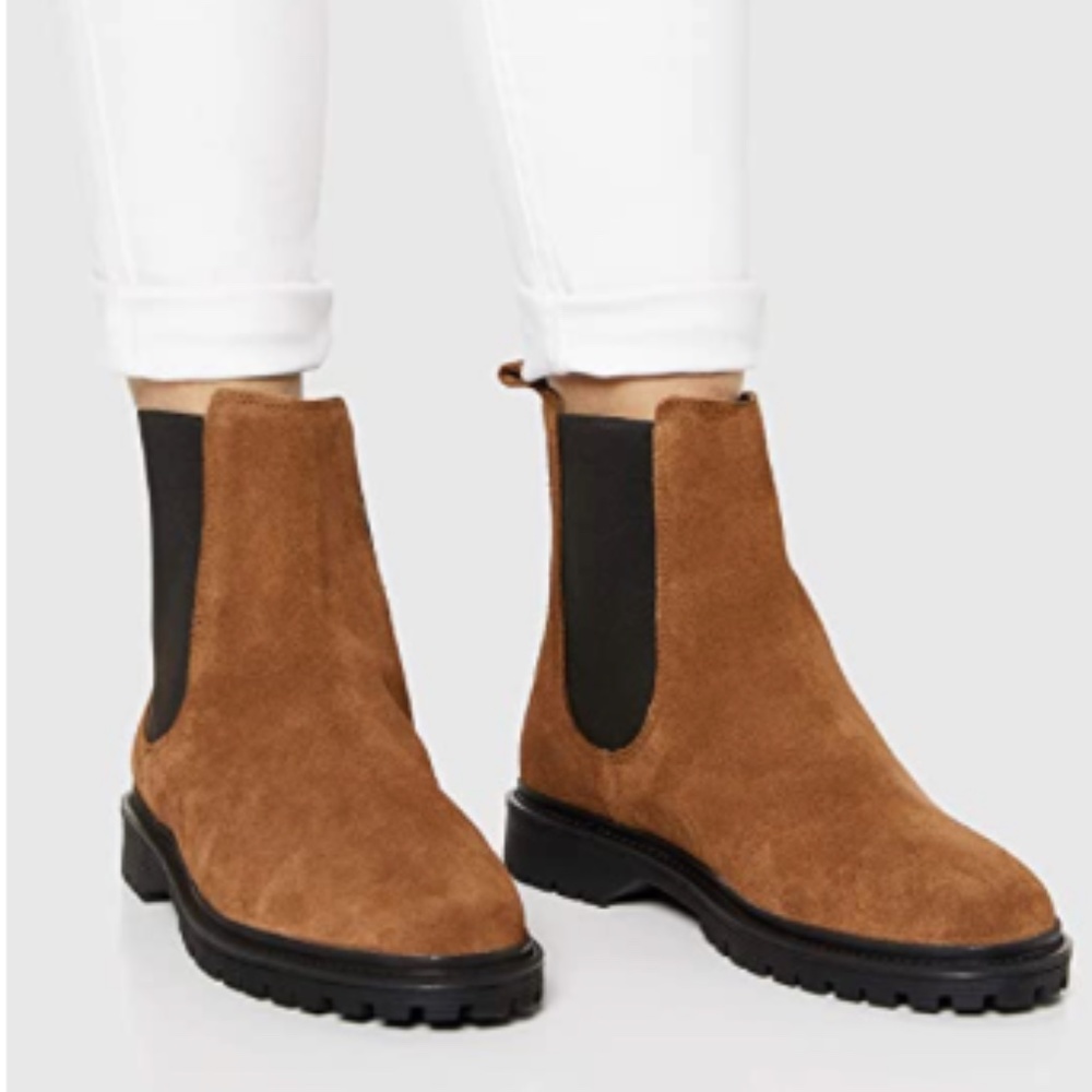 Women's Chunky Sole Leather Chelsea Boots